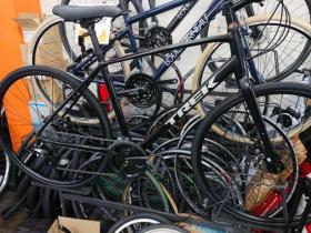 中古自転車　 TREK(トレック) FX1