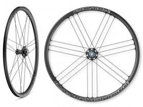 CAMPAGNOLO ZONDA DB センターロック(スルー)